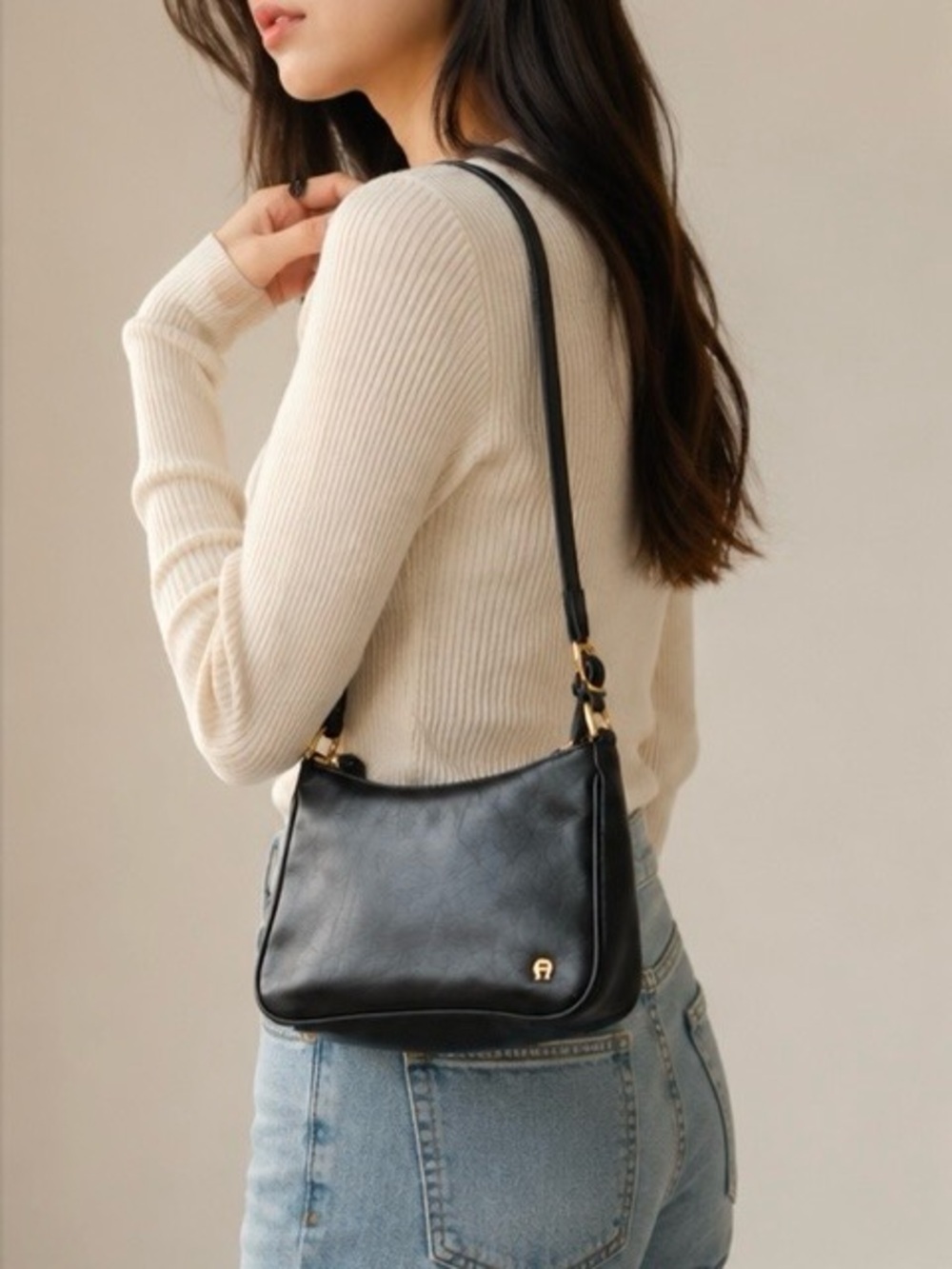 NWT - Etienne Aigner Black Genuine Leather Shoulder Bag with Gold Hardware - Picture 12 of 14
